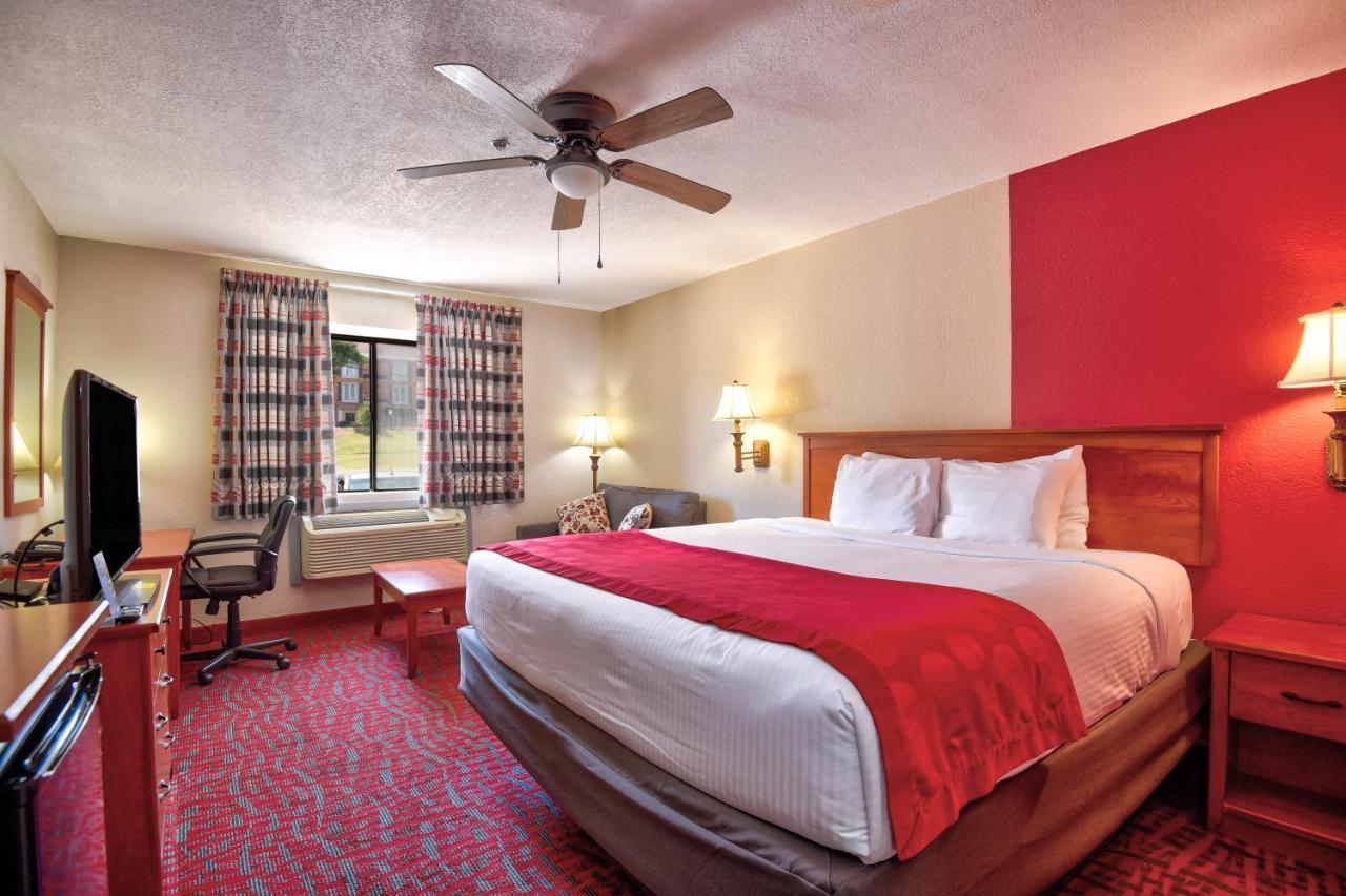 Ramada By Wyndham Oklahoma City Airport North Exteriér fotografie