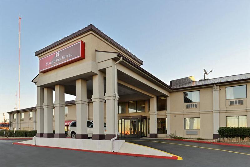 Ramada By Wyndham Oklahoma City Airport North Exteriér fotografie
